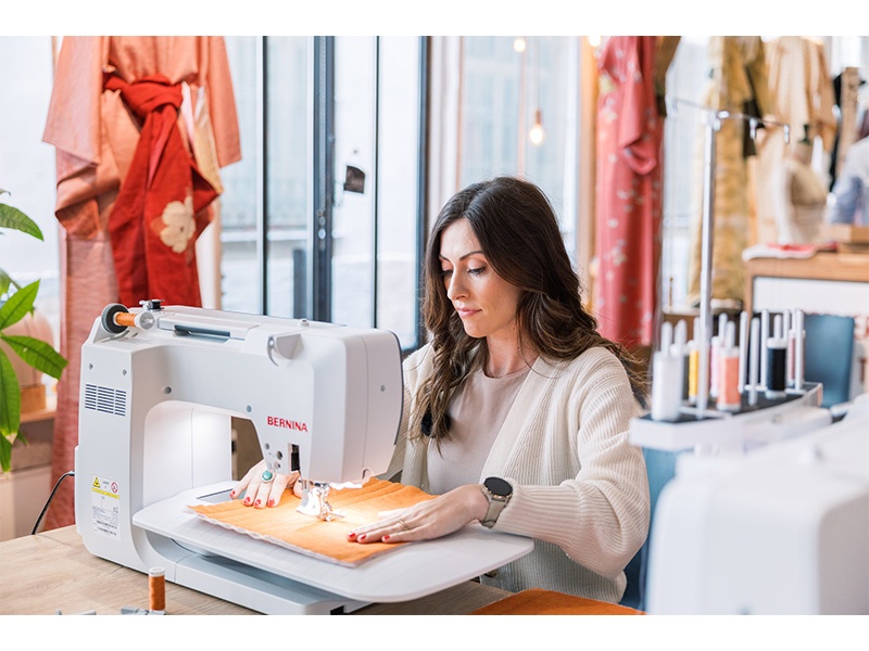 Maszyna do szycia Bernina B770QE PRO Precyzyjny Laser + w opcji moduł do haftu | Wiking Polska | Maszyny do szycia BERNINA