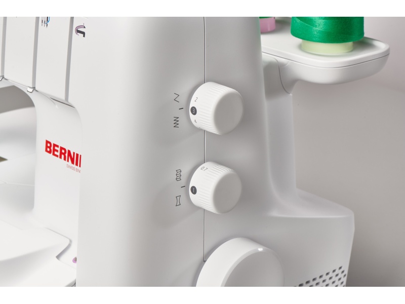 Renderka (cover) 2, 3, 4 thread Bernina L620 Automatic air threading Sewing speed 1200 | Wiking Polska | BERNINA overlocks