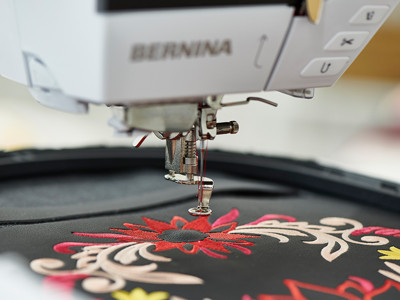 Bernina B790 Pro embroidery machine. | BERNINA embroidery machines - 7 Bernina B790 Pro embroidery machine. | BERNINA embroidery machines - 7