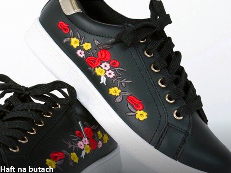 Hafciarka Ricoma EM1010 - jednogłowicowa -10 igłowa RICOMA Hafciarki do przemysłu Wiking Polska - 8 Hafciarka Ricoma EM1010 - jednogłowicowa -10 igłowa RICOMA Hafciarki do przemysłu Wiking Polska - 8