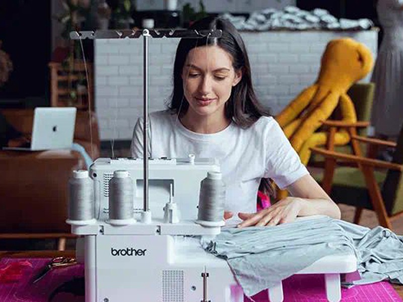 Оверлок Brother Airflow 3000 Оверлок Brother 3,4 нитки Wiking Польща - 6 Оверлок Brother Airflow 3000 Оверлок Brother 3,4 нитки Wiking Польща - 6