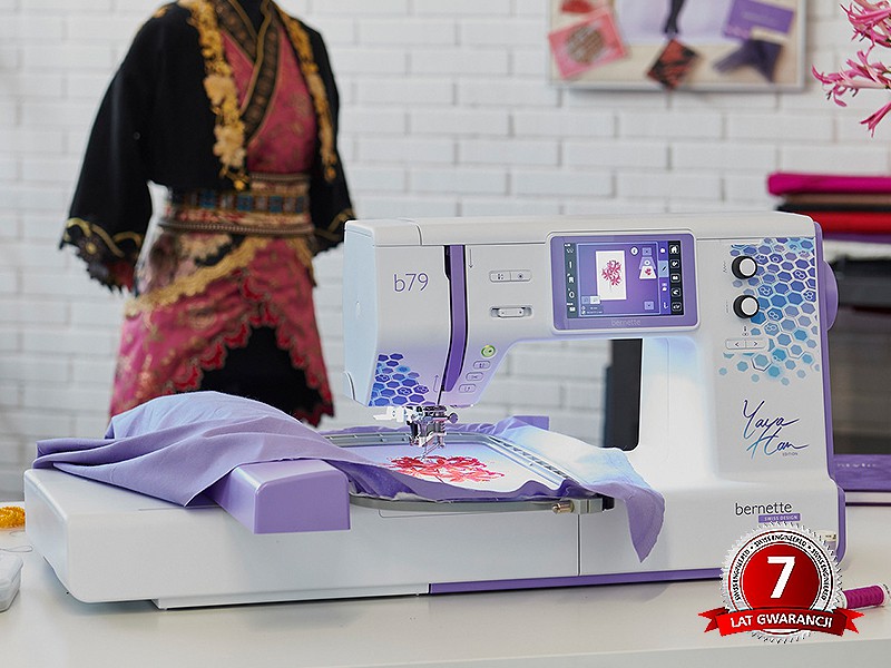 Bernette B79 Yaya Han B79 Sewing Embroidery Machine Combo