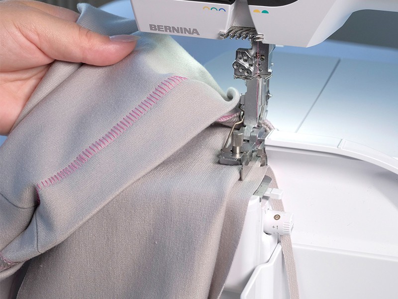 Оверлочна машина Bernina L850 Оверлоки Bernina Wiking Польща - 12