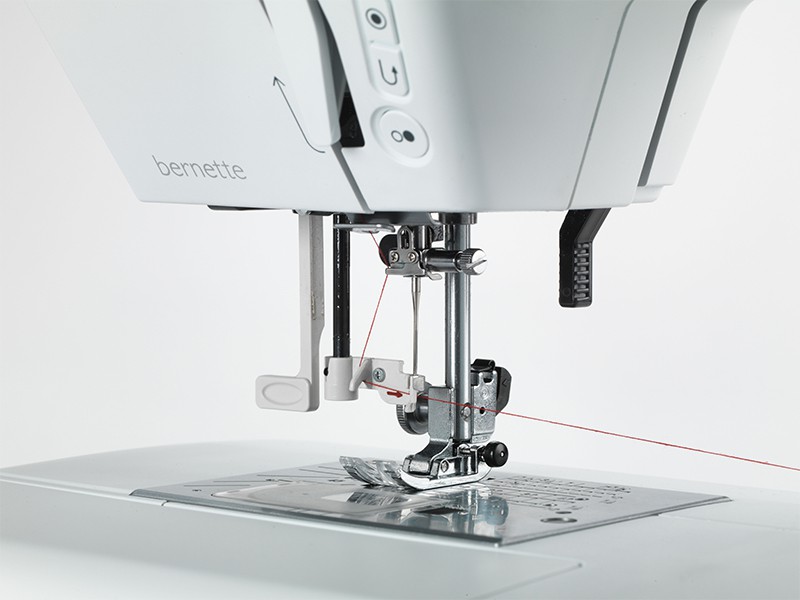 Bernette B38 sewing machine | Bernette sewing machines - 12 Bernette B38 sewing machine | Bernette sewing machines - 12
