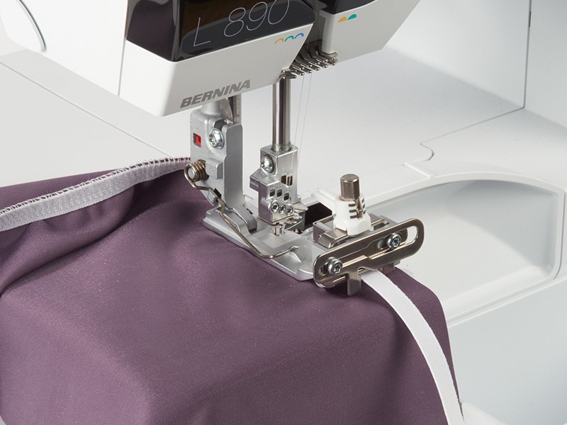 Coverlok Bernina L890 z renderką Bernina Owerloki Wiking Polska - 6