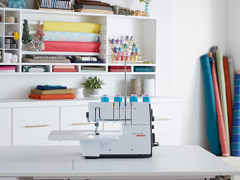 Renderka 4-nitkowa Bernette b62 AIRLOCK | Owerloki Bernette - 11