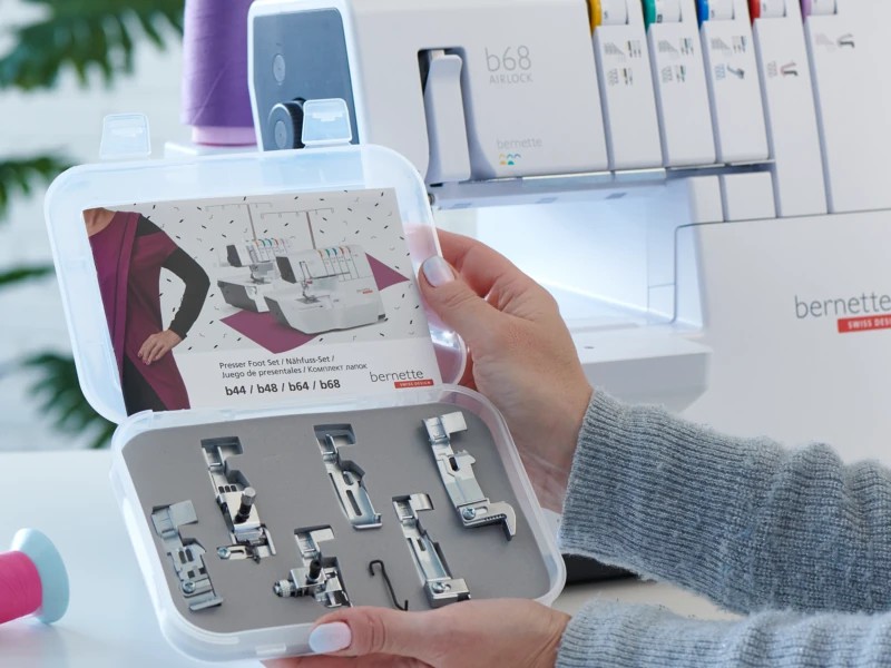 Zestaw 6 stopek do owerloków i coverlocków Bernette (B44, B48, B64, B68)  - 2