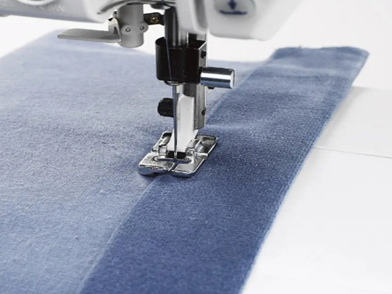 For concealed hemming | Wiking Polska | Machine feet