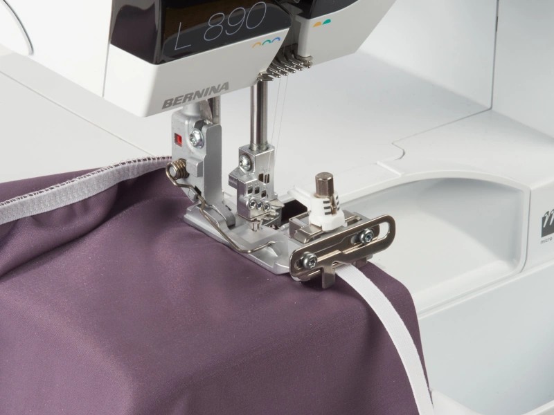 Foot for sewing elastic and tape - BERNINA overlock feet Foot for sewing elastic and tape - BERNINA overlock feet