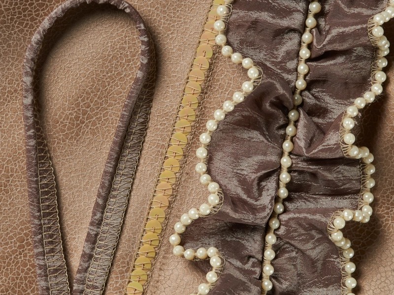 BERNINA multi-purpose foot for overlock machines - Overlock feet BERNINA multi-purpose foot for overlock machines - Overlock feet