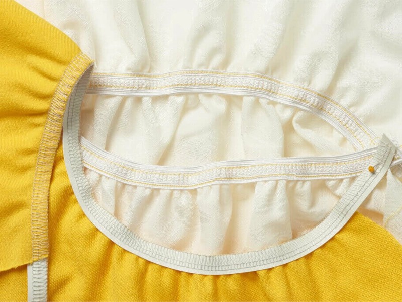 Stopka do wszywania gumy (taśmy)
do owerloków, renderek, coverlocków Bernette