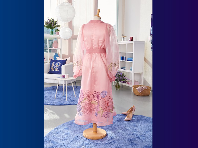 Вишивальна машина Bernina B990 - Скоро! | Wiking Polska | Вишивальні машини BERNINA Вишивальна машина Bernina B990 - Скоро! | Wiking Polska | Вишивальні машини BERNINA