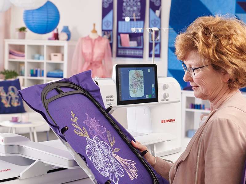 Вишивальна машина Bernina B990 - Скоро! | Wiking Polska | Вишивальні машини BERNINA Вишивальна машина Bernina B990 - Скоро! | Wiking Polska | Вишивальні машини BERNINA