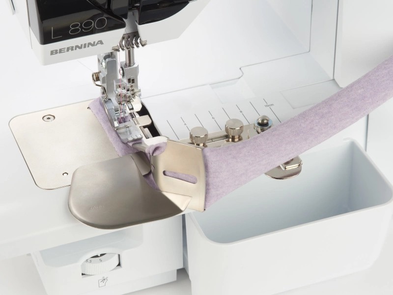 Binder for un-ironed tape/piping - #C22 for BERNINA overlock machines
