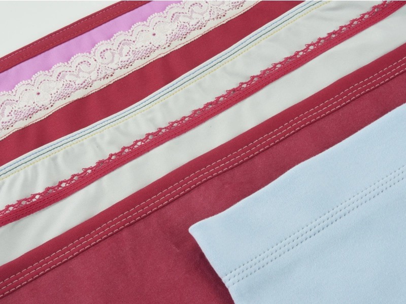 Stopka kopensacyjna do renderek i coverlocków Bernina Stopka kopensacyjna do renderek i coverlocków Bernina