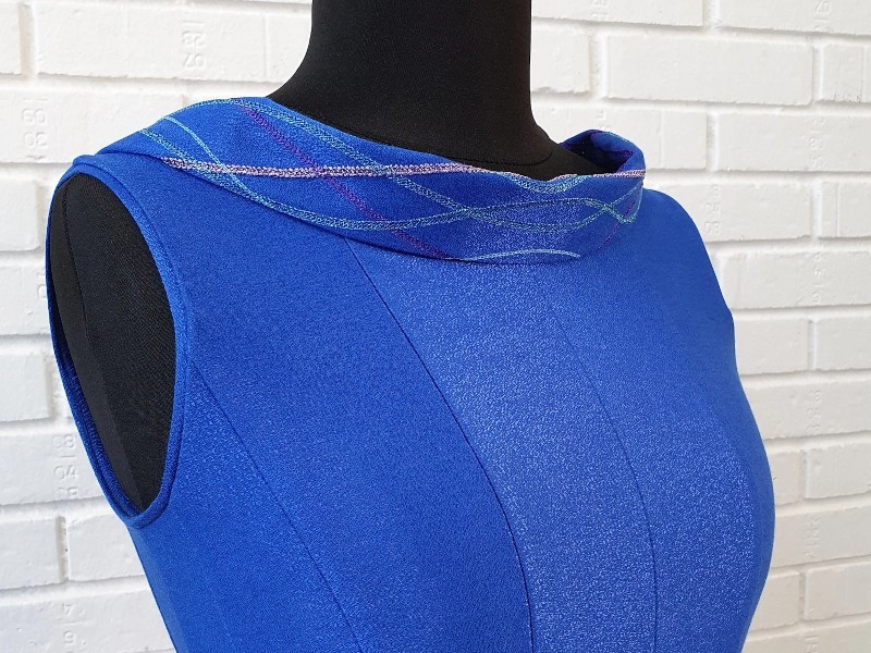 Dodatkowy, poziomy trzpień (prowadnik) do szpulek z dekoracyjną nicią do owerloka Bernina Dodatkowy, poziomy trzpień (prowadnik) do szpulek z dekoracyjną nicią do owerloka Bernina