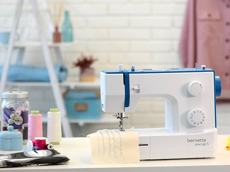 Maszyna do szycia Bernette Sew&Go 5 | Wiking Polska | Maszyny mechaniczne Bernette