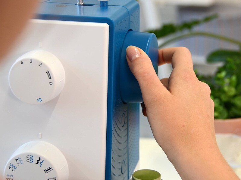 Maszyna do szycia Bernette Sew&Go 3 | Wiking Polska | Maszyny mechaniczne Bernette Maszyna do szycia Bernette Sew&Go 3 | Wiking Polska | Maszyny mechaniczne Bernette