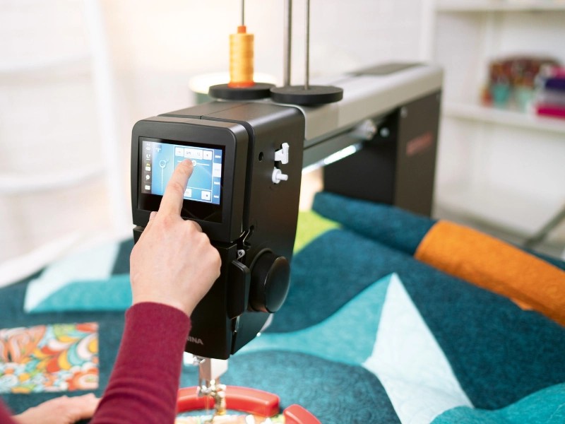Bernina Q16 longarm sewing machine | Wiking Polska | BERNINA longarm machines