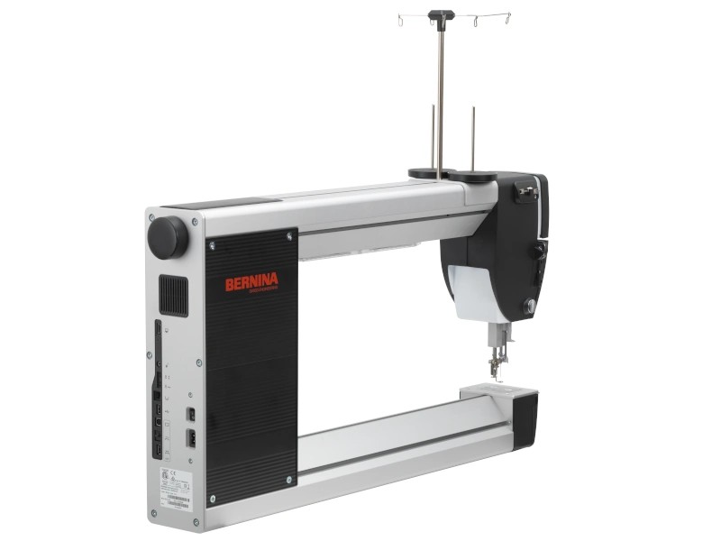 Швейна машина Bernina Q24 з довгим рукавом | Wiking Polska | Длиннорукі верстати BERNINA