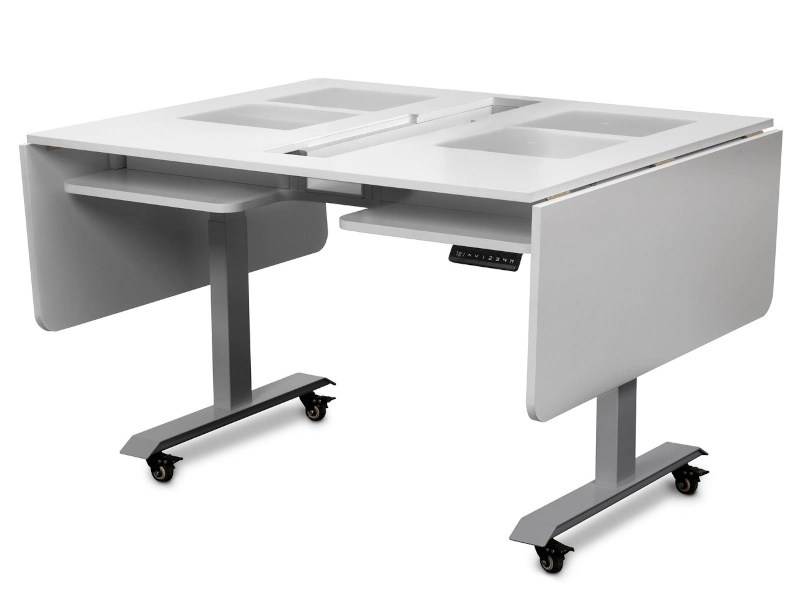 Bernina Q Lift table for longarm sewing machines | Wiking Polska | BERNINA longarm machines