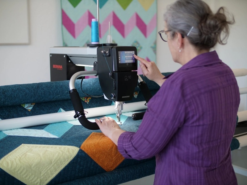 Bernina Studio 10' Quilting Frame - 3.3m | Wiking Polska | BERNINA longarm machines