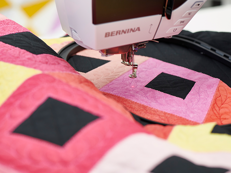 Hafciarka Bernina B790 Pro. | Hafciarki BERNINA - 33 Hafciarka Bernina B790 Pro. | Hafciarki BERNINA - 33
