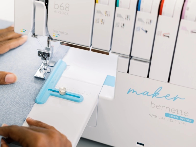 copy of Каверлок 5-нитковий Bernette b68 AIRLOCK | Wiking Polska | Оверлоки Бернет