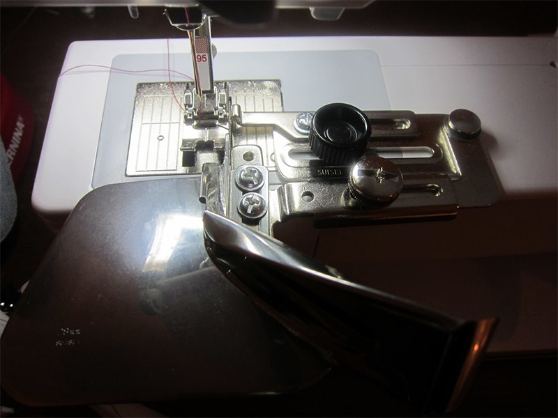 Лапка для підшивання - 88 -28/32/38 мм Bernina Accessories Wiking Польща - 4