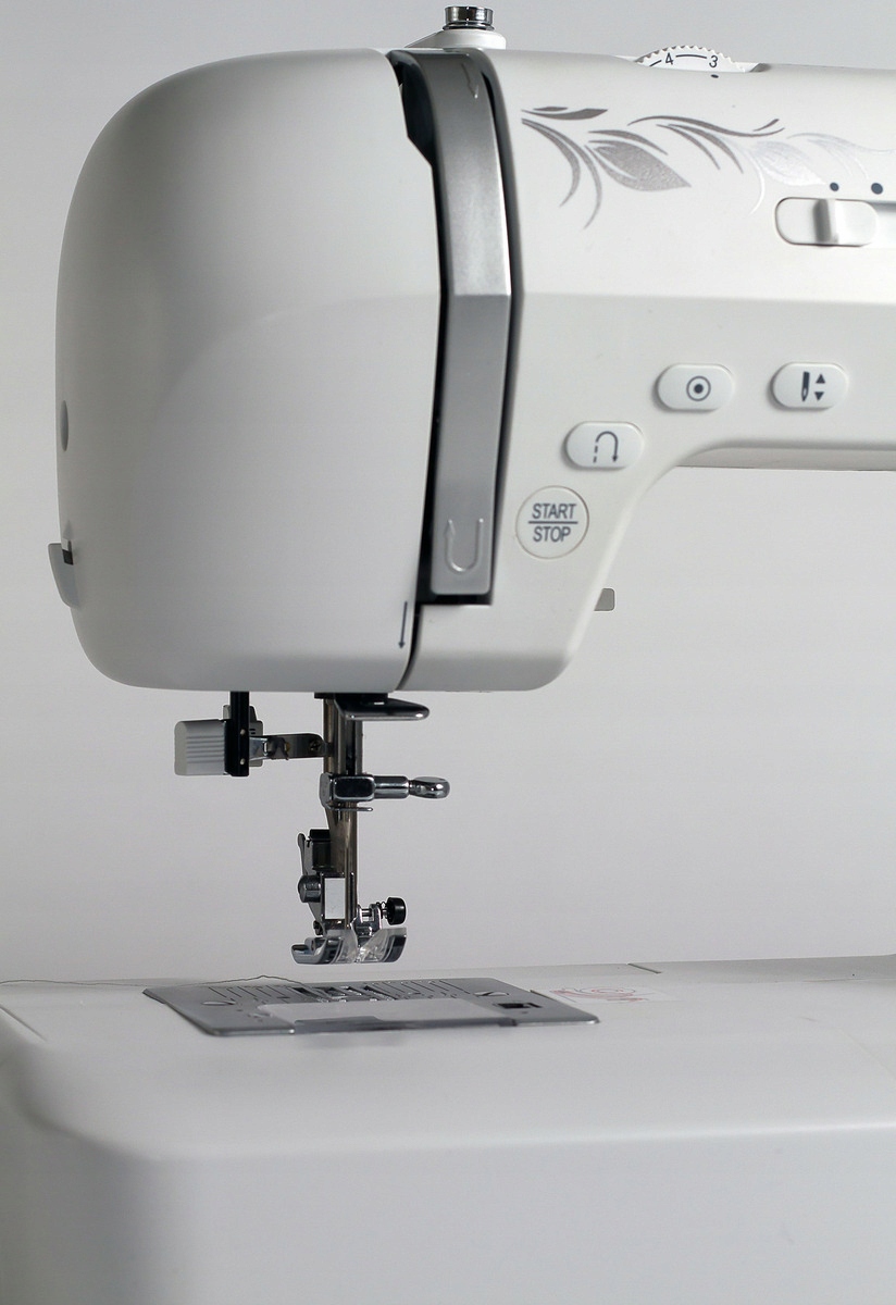 Maszyna do szycia Redstar R200