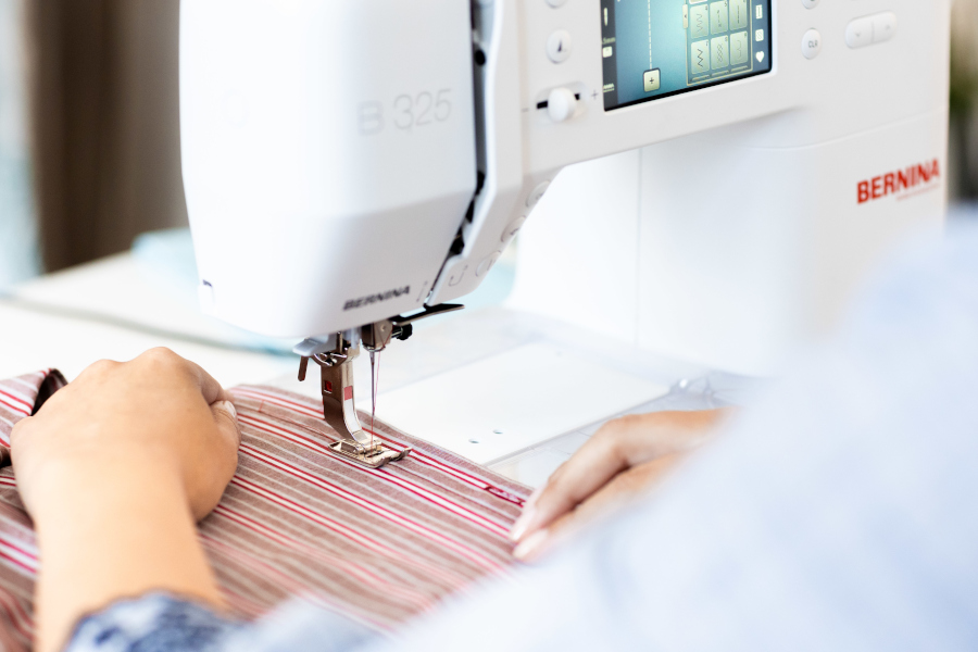 Maszyna do szycia Bernina B325