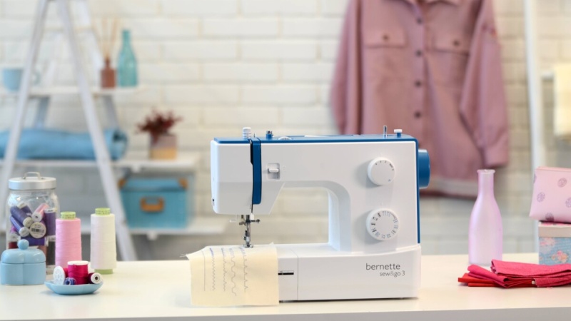 Jaką maszynę do szycia wybrać? Przegląd maszyn do 600 zł i 800 zł